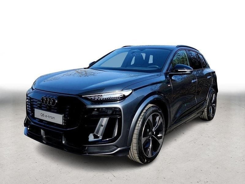 Neu Audi Q6 e-tron Performance 225 kW (306 PS) 2026 Grau SUV