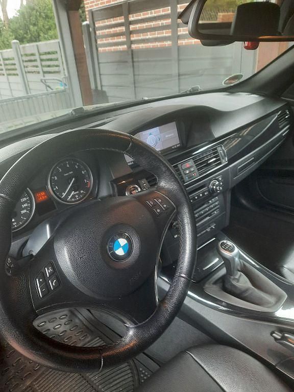 Gebraucht BMW 320 Cabriolet 170 PS (125 kW) 2008 Grau Cabrio