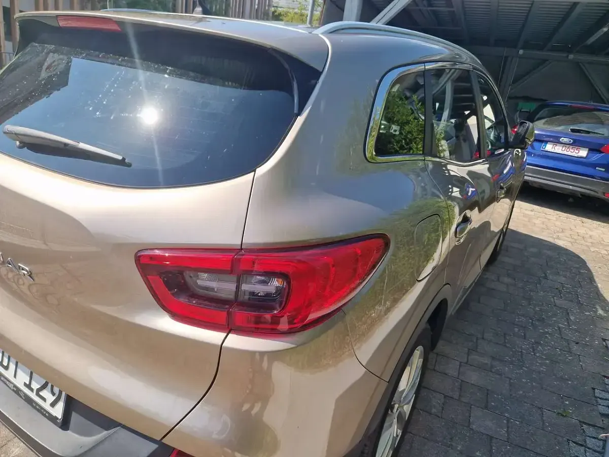 Gebraucht Renault Kadjar Life 131 PS (96 kW) 2017 Beige dune SUV