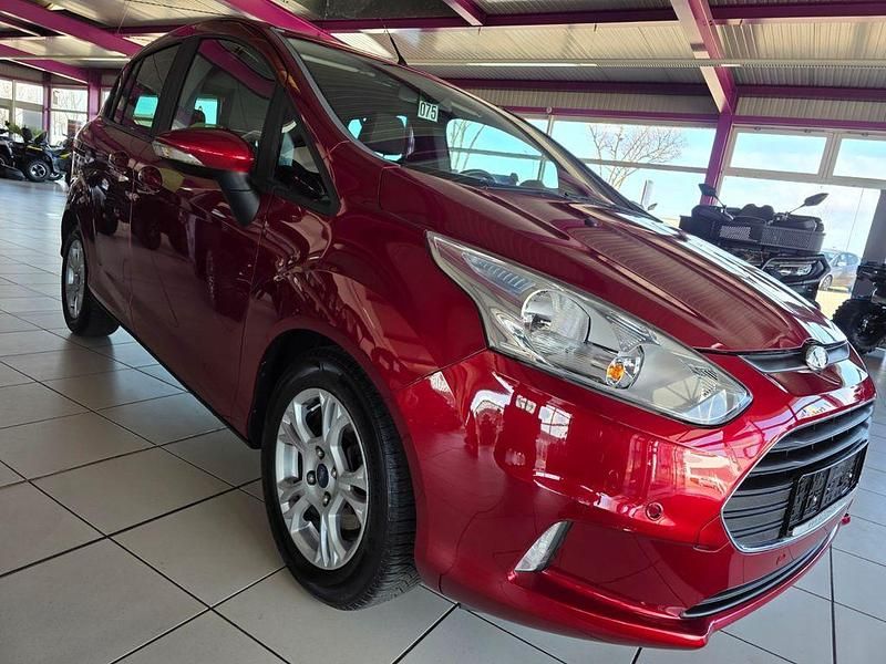 Gebraucht Ford B-MAX SYNC Edition 105 PS (77 kW) 2017 Rot Van / Kleinbus