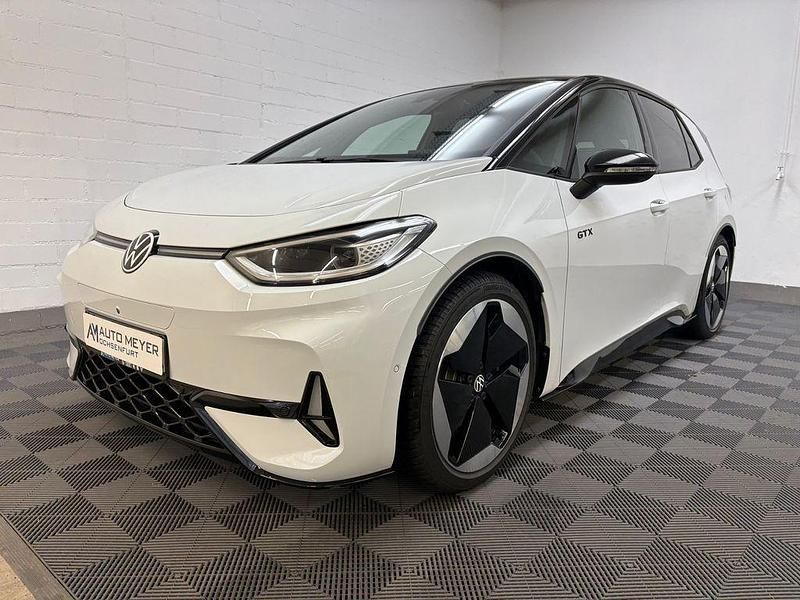 Gebraucht VW ID.3 GTX 239 kW (326 PS) 2025 Gletscherweiß metallic Kleinwagen