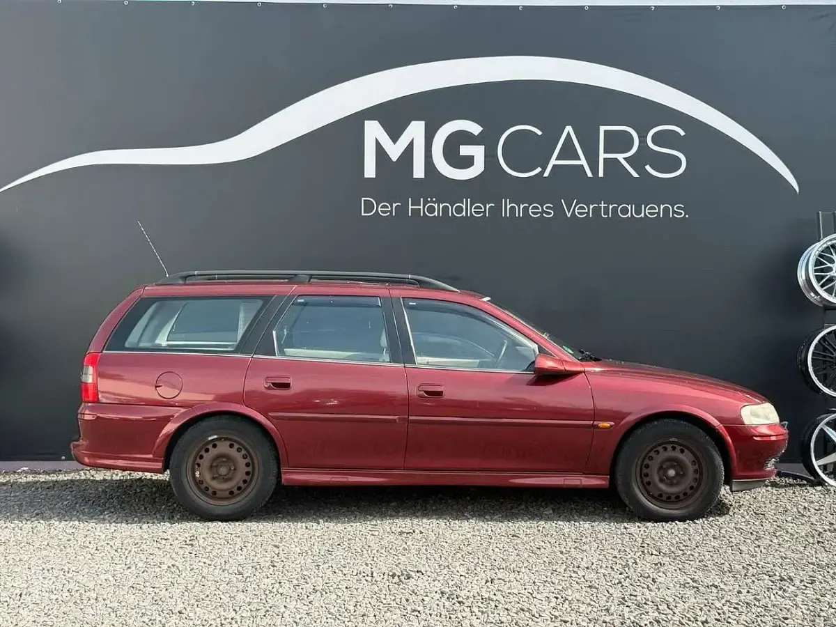 Gebraucht Opel Vectra 125 PS (91 kW) 2001 Rot Kombi