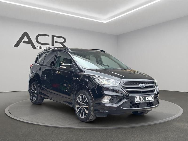Gebraucht Ford Kuga ST-Line 175 PS (128 kW) 2018 Schwarz SUV