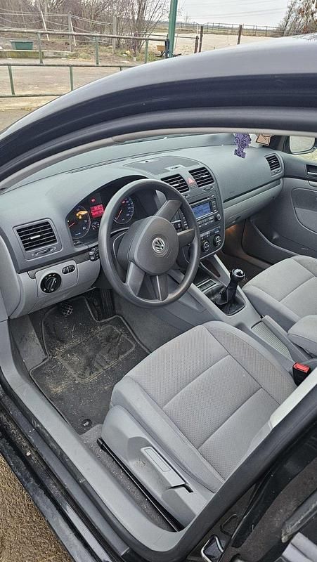 Gebraucht VW Golf V 115 PS (84 kW) 2004 Schwarz Kleinwagen