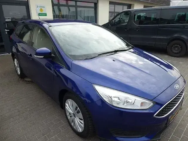 Second-hand Ford Focus Trend 125 CP (91 kW) 2017 Albastru Break