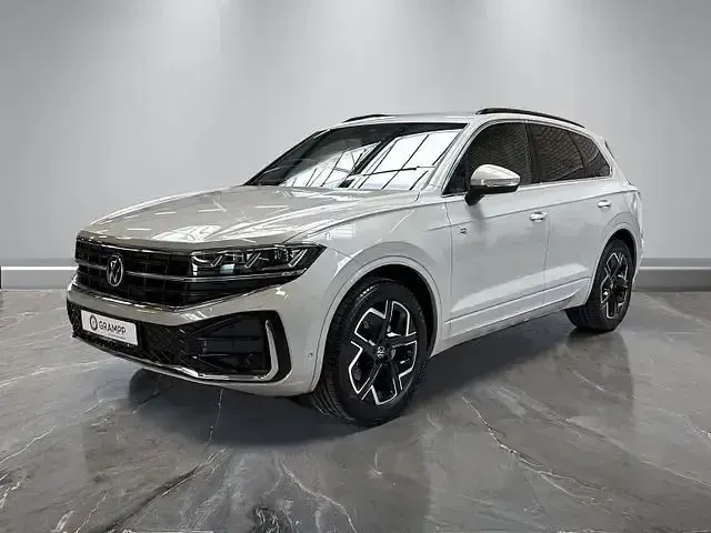 Gebraucht VW Touareg R-line 286 PS (210 kW) 2025 Beige SUV