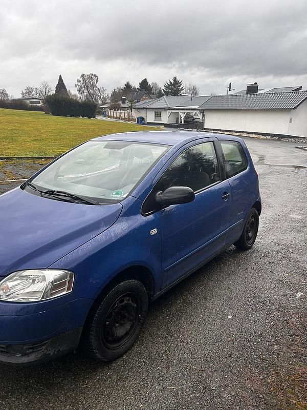 Gebraucht VW Fox 55 PS (40 kW) 2009 Blau Kleinwagen