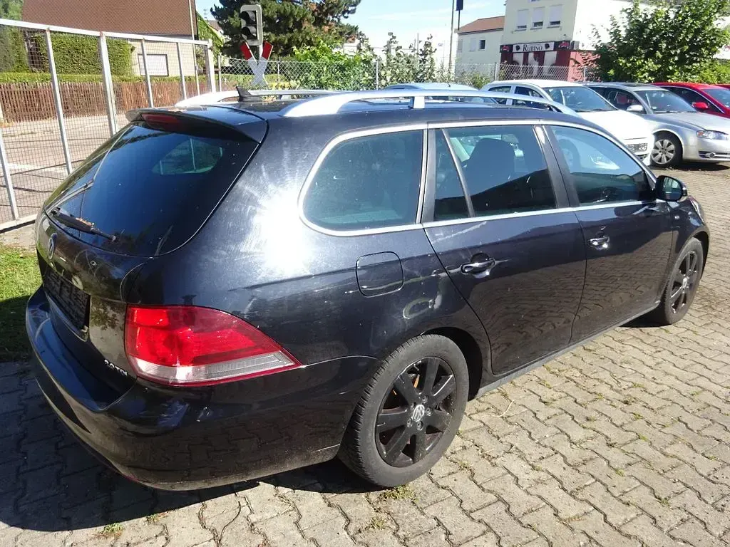 Gebraucht VW Golf VI Exclusive 140 PS (102 kW) 2010 Schwarz Limousine