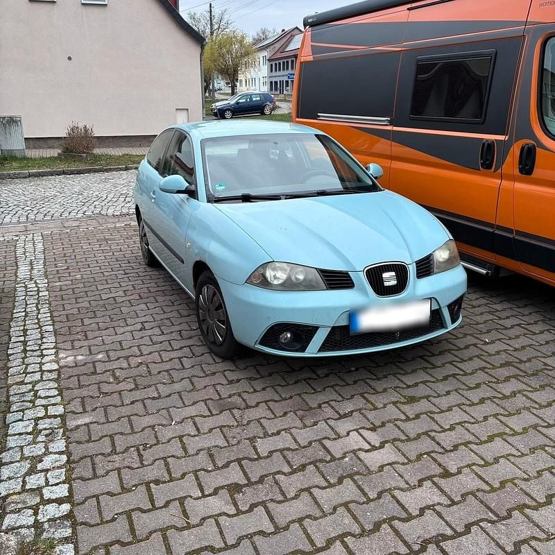 Second-hand Seat Ibiza 70 CP (51 kW) 2007 Albastru Hatchback