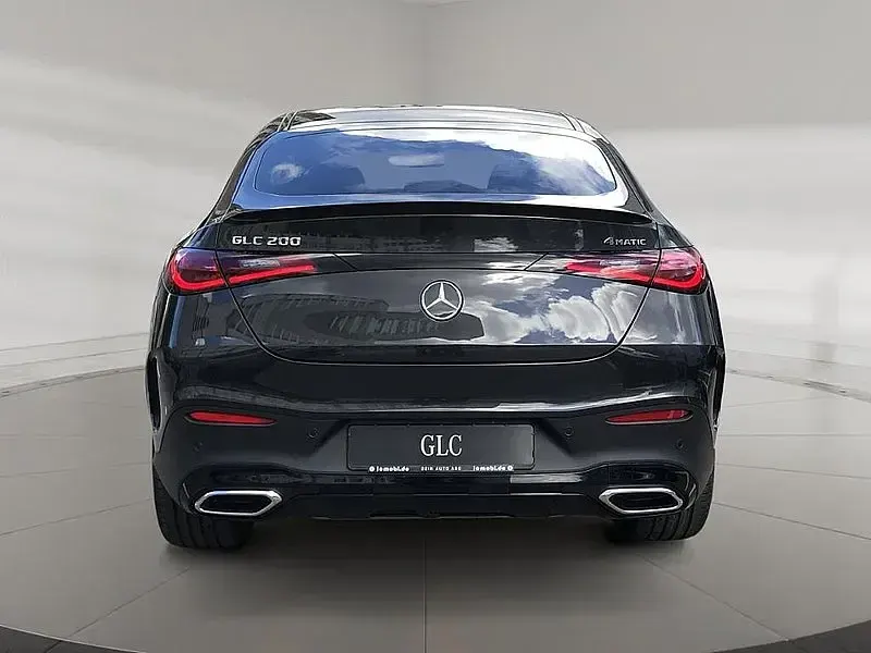 Gebraucht Mercedes GLC200 204 PS (150 kW) 2026 Grau graphitgrau metallic SUV