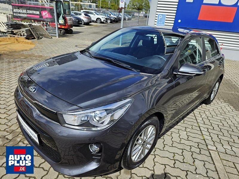 Grau Gebraucht 2019 Kia Rio Spirit Kleinwagen | 12.949 € (Fairer Preis) - Bild 1/4