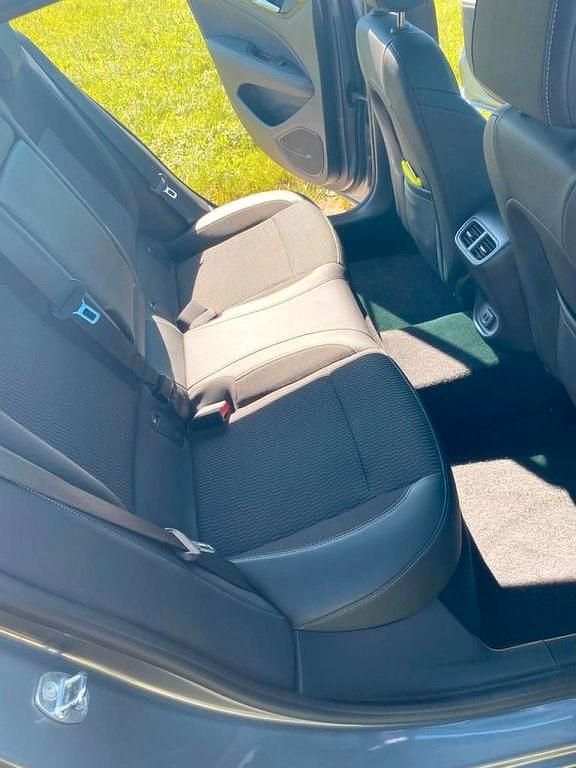 Grau Gebraucht 2019 Opel Insignia Innovation Limousine | 12.500 € (Superpreis) - Bild 1/4