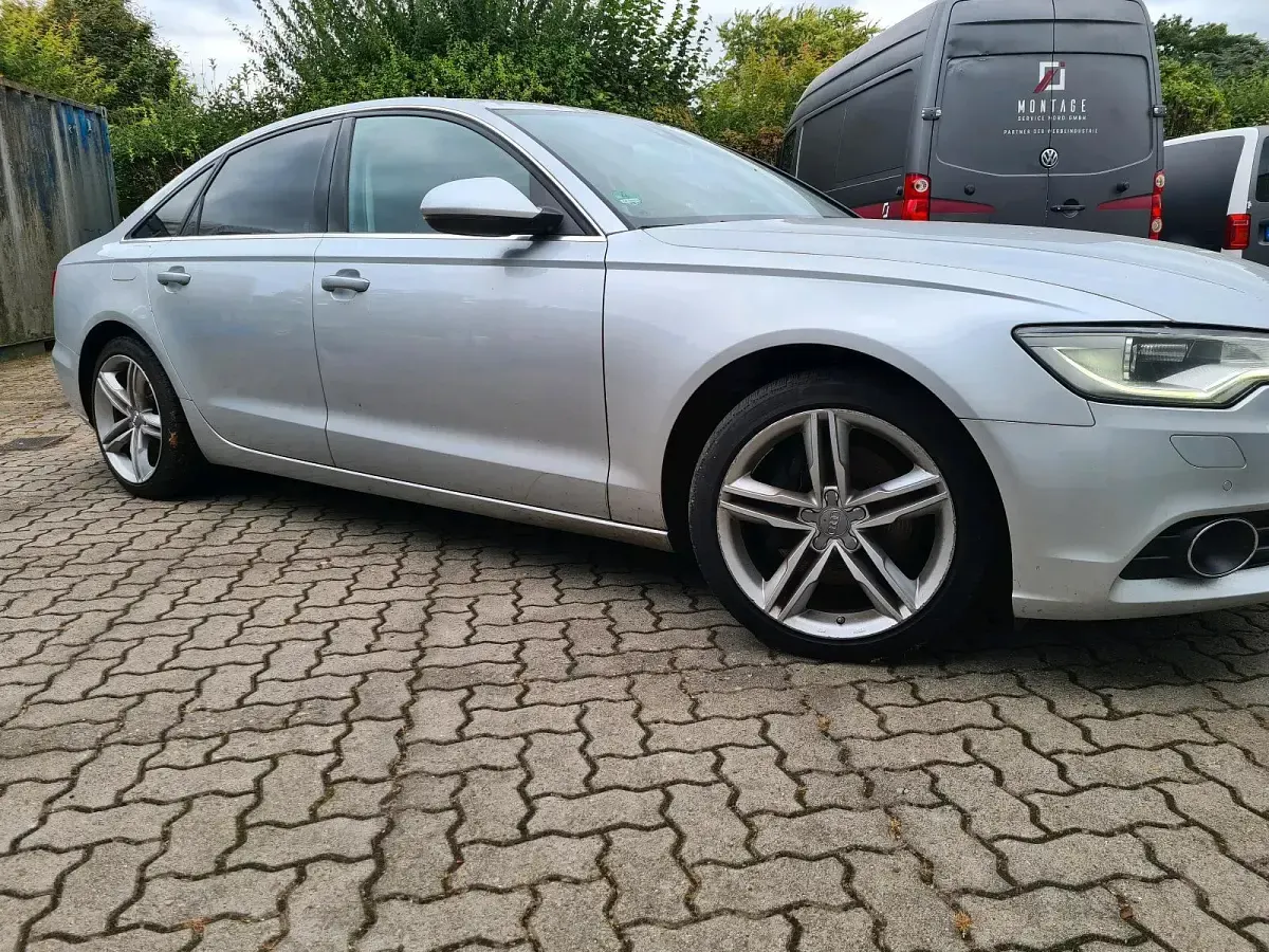 Gebraucht Audi A6 204 PS (150 kW) 2013 Grau Limousine