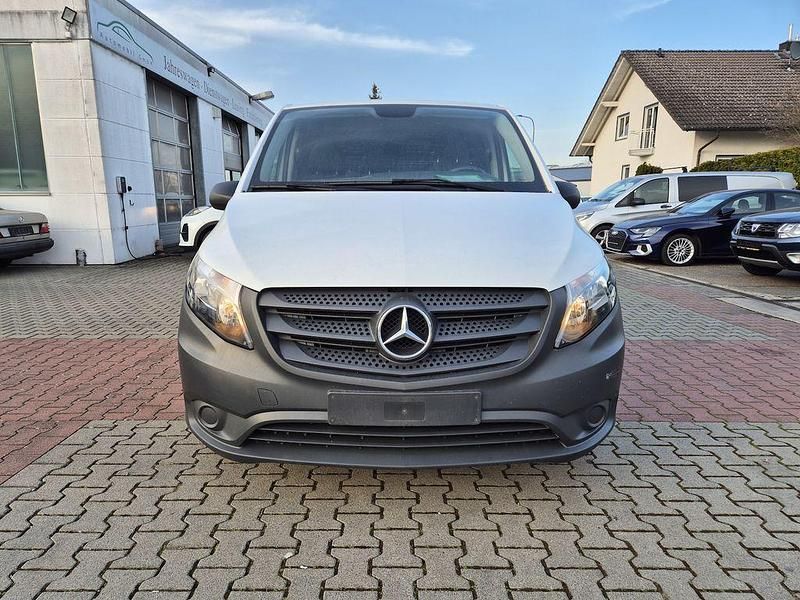 Gebraucht Mercedes Vito 136 PS (100 kW) 2021 Arktikweiss Van