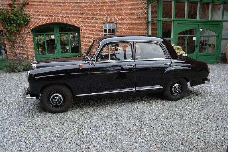 Gebraucht Mercedes 190 75 PS (55 kW) 1956 Schwarz Limousine