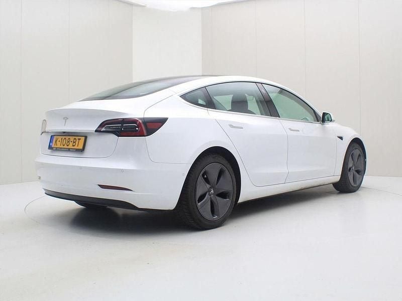 Gebraucht Tesla Model 3 Standard Range 225 kW (306 PS) 2020 Weiß Limousine