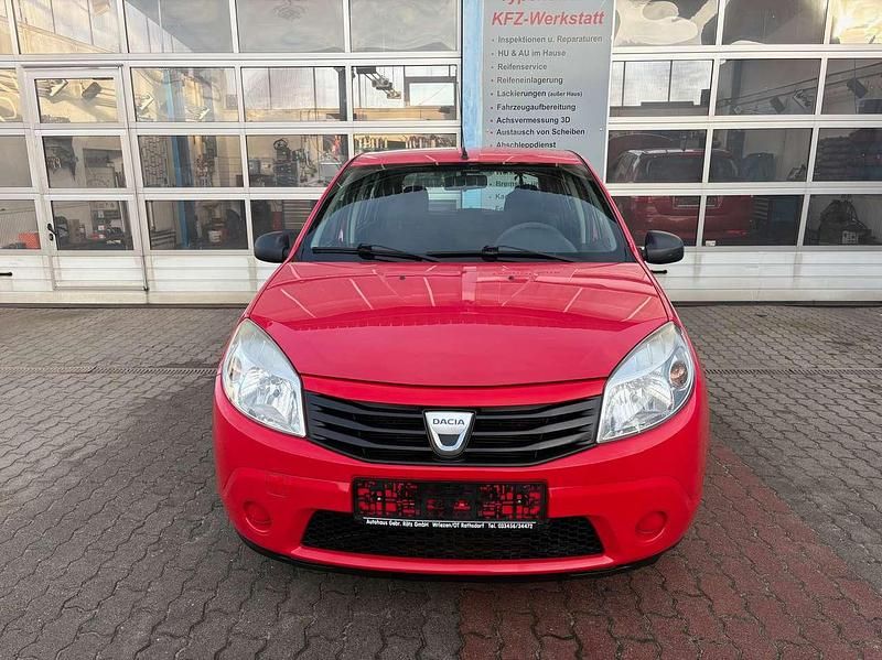 Gebraucht Dacia Sandero 75 PS (55 kW) 2009 Rot Limousine