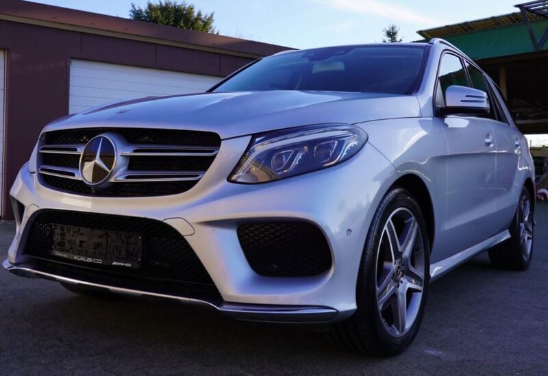 Silber Gebraucht 2019 Mercedes GLE350 AMG line SUV | 27.999 € (Guter Preis) - Bild 1/4