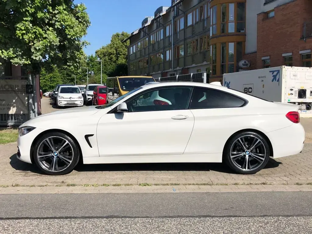 Gebraucht BMW 420 Shadowline 184 PS (135 kW) 2017 Weiß Coupé