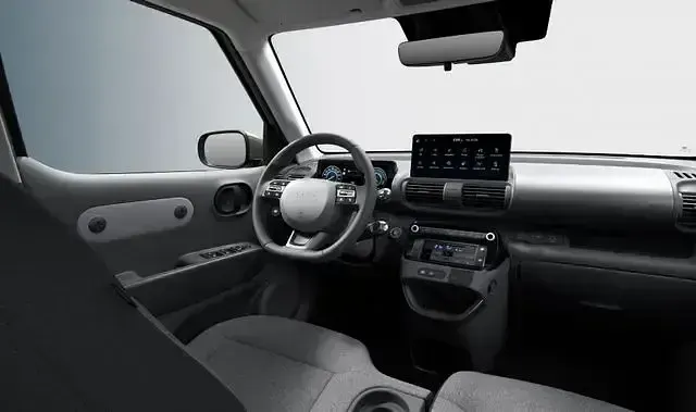Gebraucht Hyundai Inster Select 85 kW (116 PS) 2025 Grün Kleinwagen