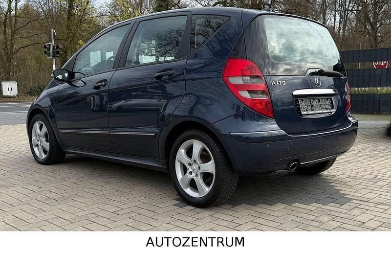 Gebraucht Mercedes A170 Avantgarde 116 PS (85 kW) 2005 Blau Limousine
