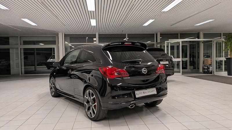 Gebraucht Opel Corsa 150 PS (110 kW) 2019 Schwarz Kleinwagen