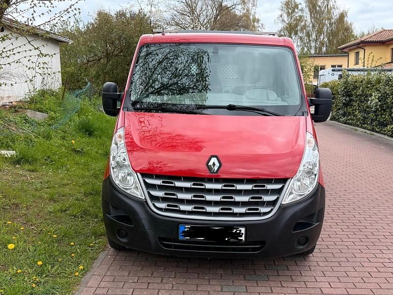 Gebraucht Renault Master 136 PS (100 kW) 2011 Rot Van / Kleinbus