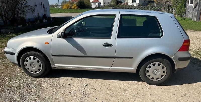 Gebraucht VW Golf III Trendline 75 PS (55 kW) 1999 Silber Kleinwagen