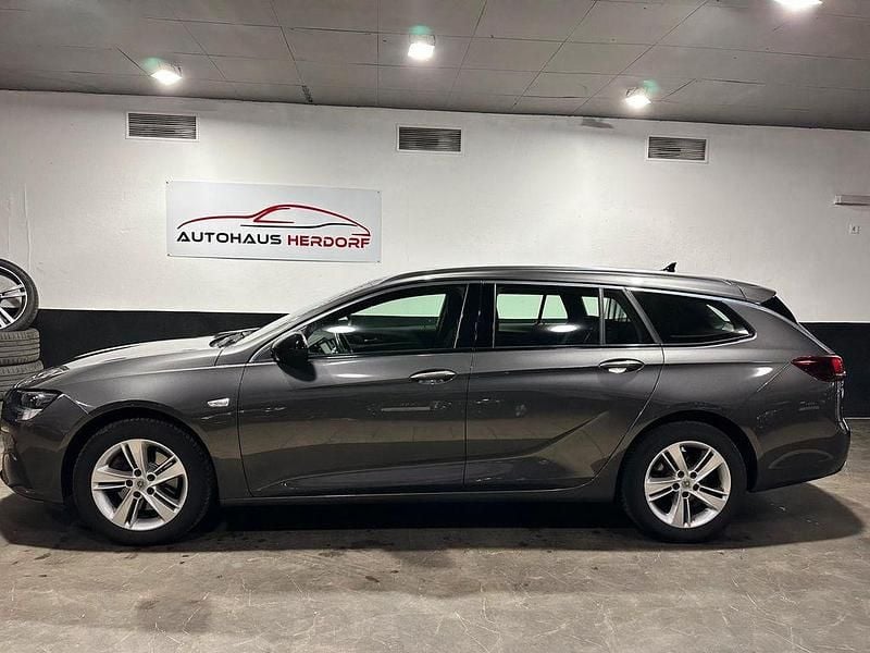 Gebraucht Opel Insignia Elegance 174 PS (127 kW) 2021 Grau Kombi