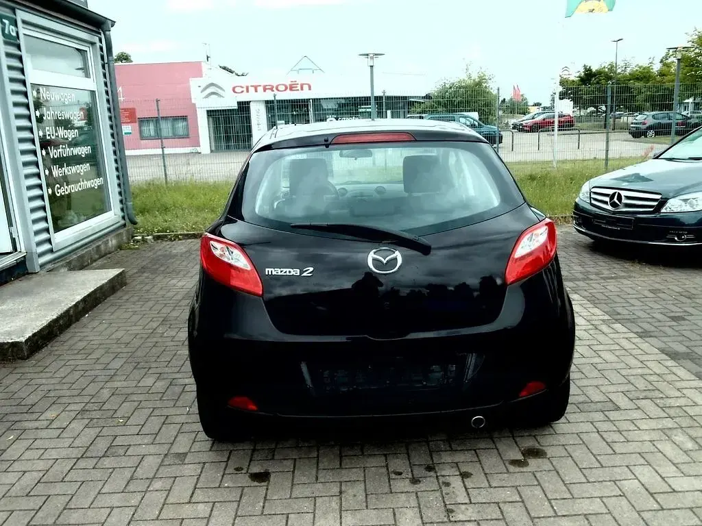 Gebraucht Mazda 2 Independence 103 PS (75 kW) 2009 Braun Kleinwagen