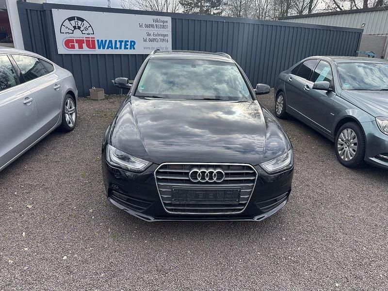 Gebraucht Audi A4 120 PS (88 kW) 2014 Schwarz Kombi