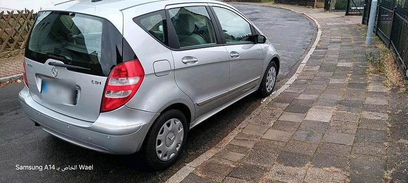 Silber Gebraucht 2007 Mercedes A200 Limousine | 4.790 € (Fairer Preis) - Bild 1/4