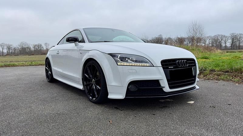 Second-hand Audi TT Competition 170 CP (125 kW) 2013 Alb Coupe