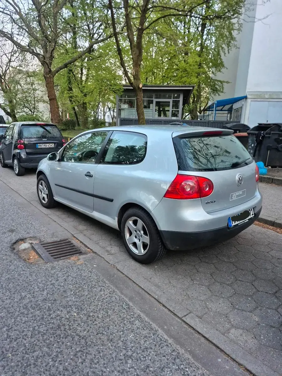 Gebraucht VW Golf V 75 PS (55 kW) 2004 Silber Kleinwagen