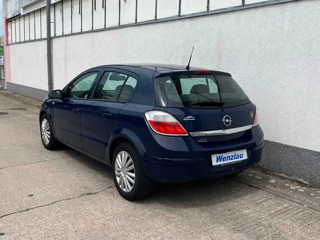 Gebraucht Opel Astra Edition 90 PS (66 kW) 2006 Blau Limousine