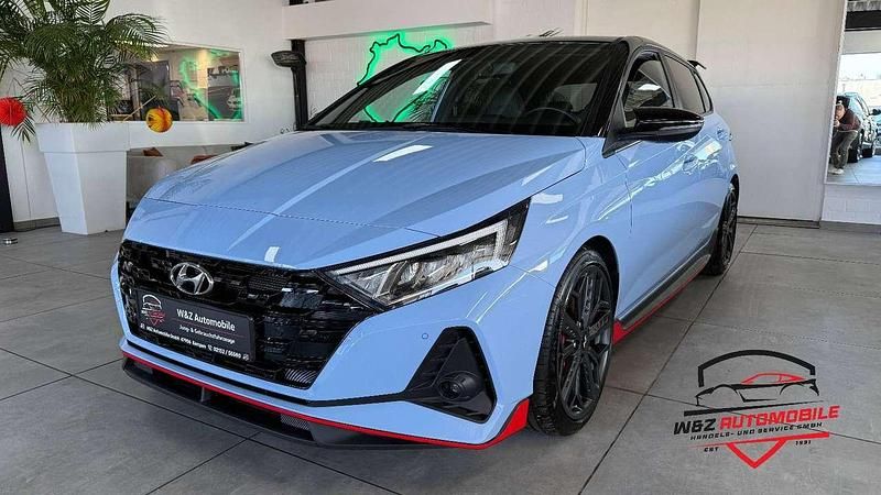 Blau Gebraucht 2023 Hyundai i20 N Performance Kleinwagen | 24.890 € (Fairer Preis) - Bild 1/4
