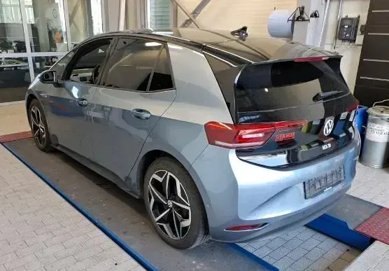 Gebraucht VW ID.3 Pro 150 kW (204 PS) 2023 Blau Kleinwagen