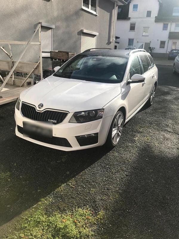 Gebraucht 2014 Skoda Octavia RS Kombi | 9.500 € - Bild 1/4