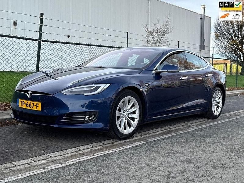 Blau Gebraucht 2018 Tesla Model S Kleinwagen | 22.495 € (Fairer Preis) - Bild 1/4