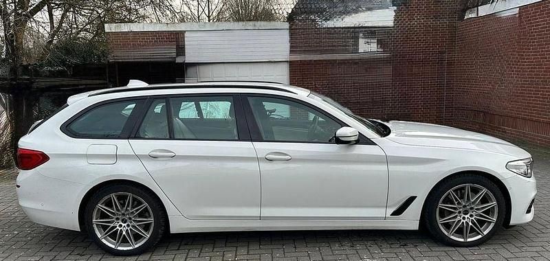 Gebraucht BMW 525 Sport Line 231 PS (169 kW) 2018 Weiß Kombi