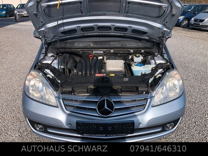 Gebraucht Mercedes A200 Elegance 136 PS (100 kW) 2009 Blau Limousine
