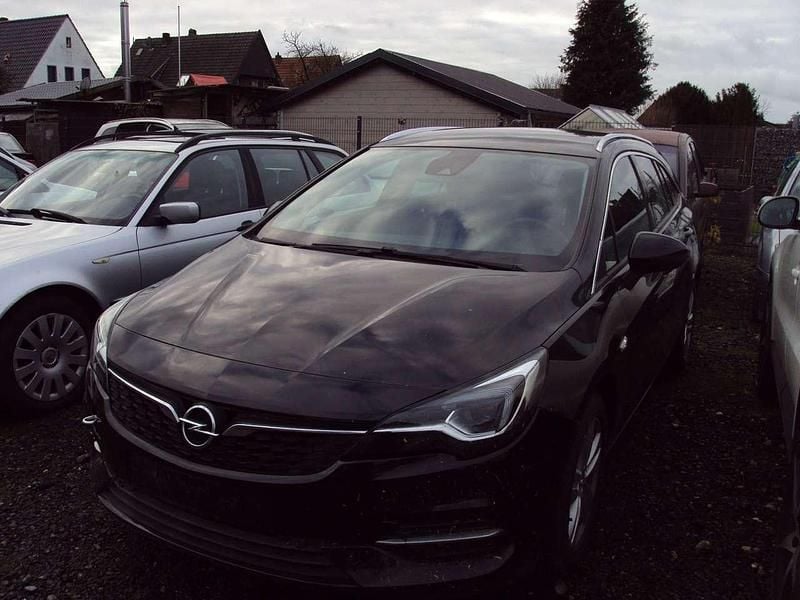 Schwarz Gebraucht 2020 Opel Astra Kombi | 4.990 € - Bild 1/4