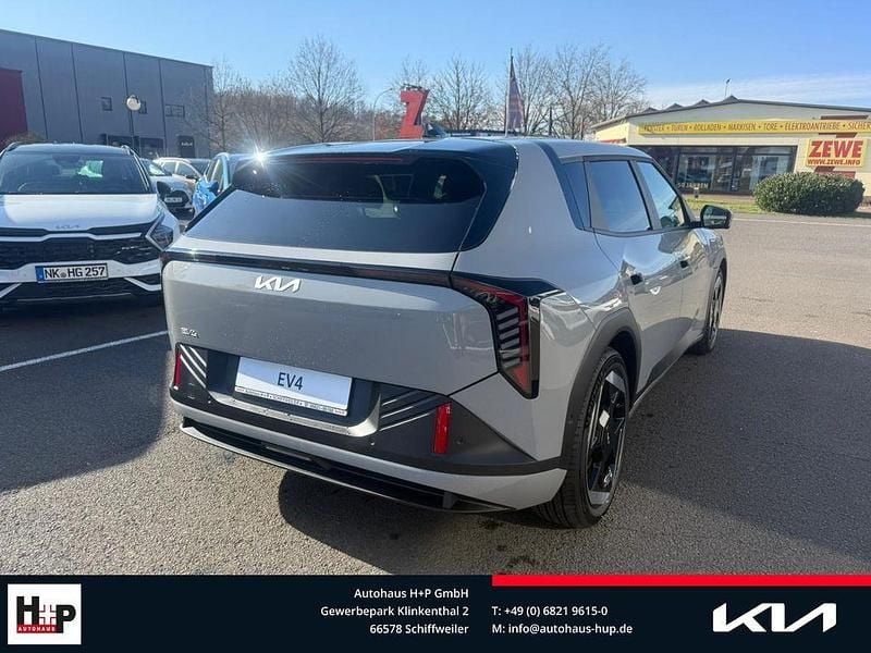 Neu Kia EV4 Earth 150 kW (204 PS) 2026 Grau Limousine