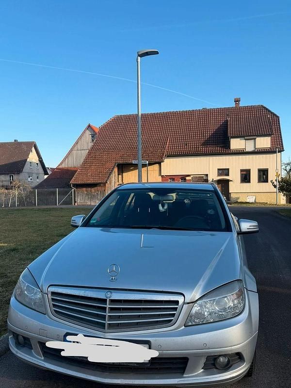 Grau Gebraucht 2009 Mercedes C180 Limousine | 3.750 € (Superpreis) - Bild 1/4