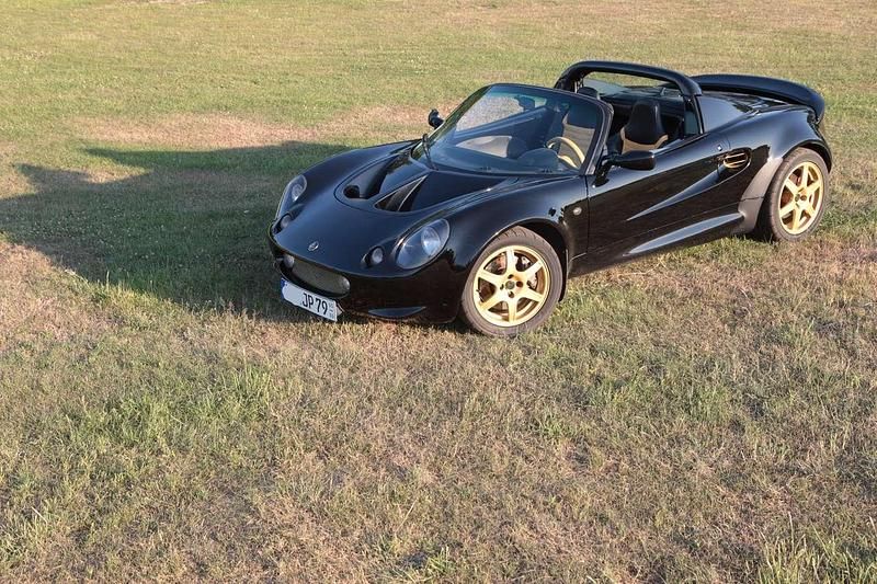 Używany Lotus Elise 145 KM (106 kW) 2000 Czarny Kabriolet