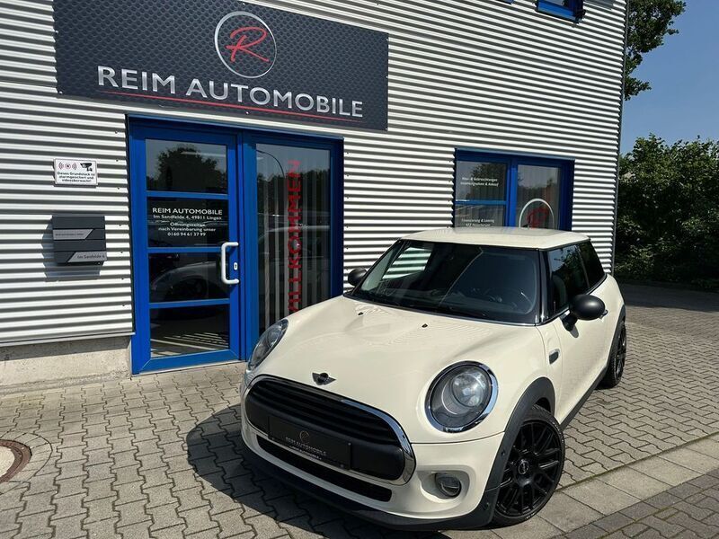 Weiß Gebraucht 2015 Mini One D Sport Kleinwagen | 9.950 € - Bild 1/4
