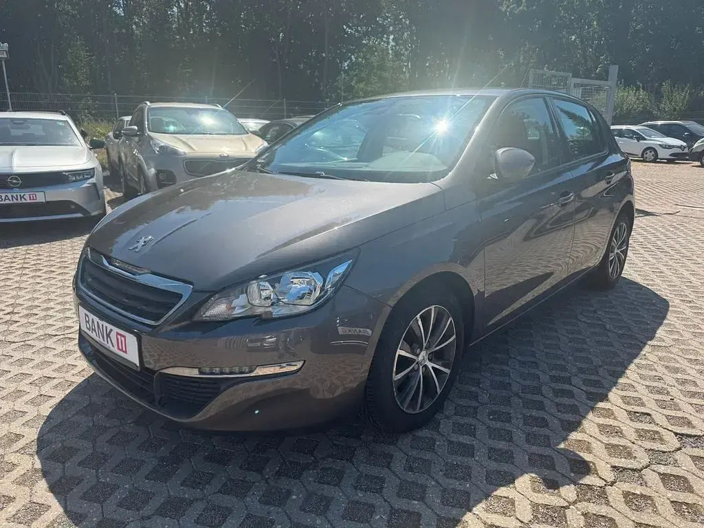 Gebraucht Peugeot 308 110 PS (80 kW) 2015 Braun Limousine