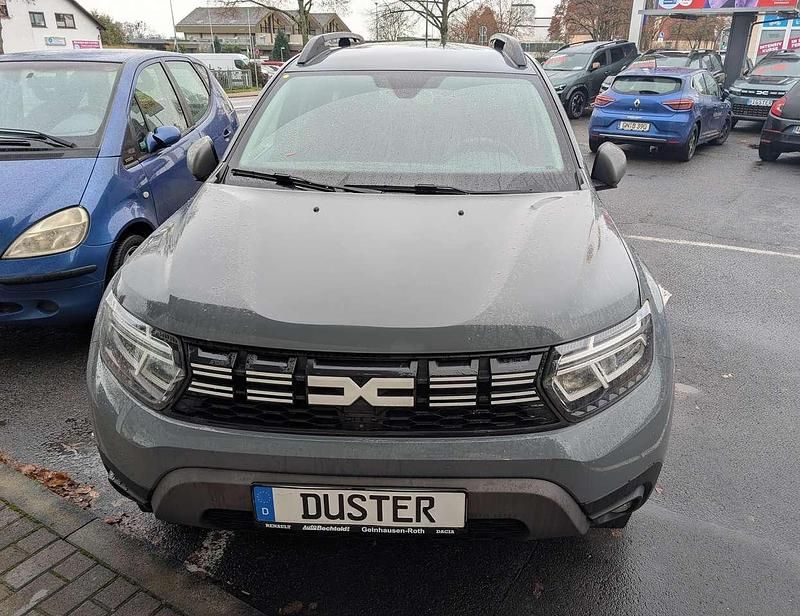 Gebraucht Dacia Duster Journey 150 PS (110 kW) 2024 Städtisches grau SUV