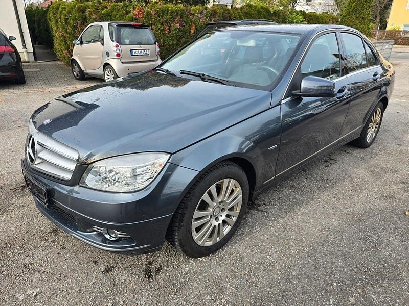 Gebraucht Mercedes C220 170 PS (125 kW) 2010 Grau Limousine