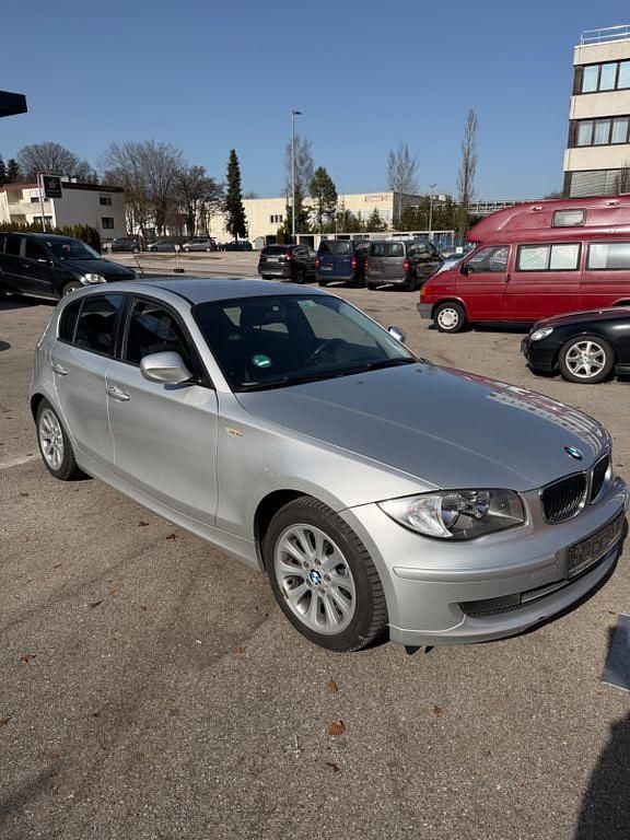 Gebraucht BMW 116 Advantage 116 PS (85 kW) 2010 Silber Kleinwagen